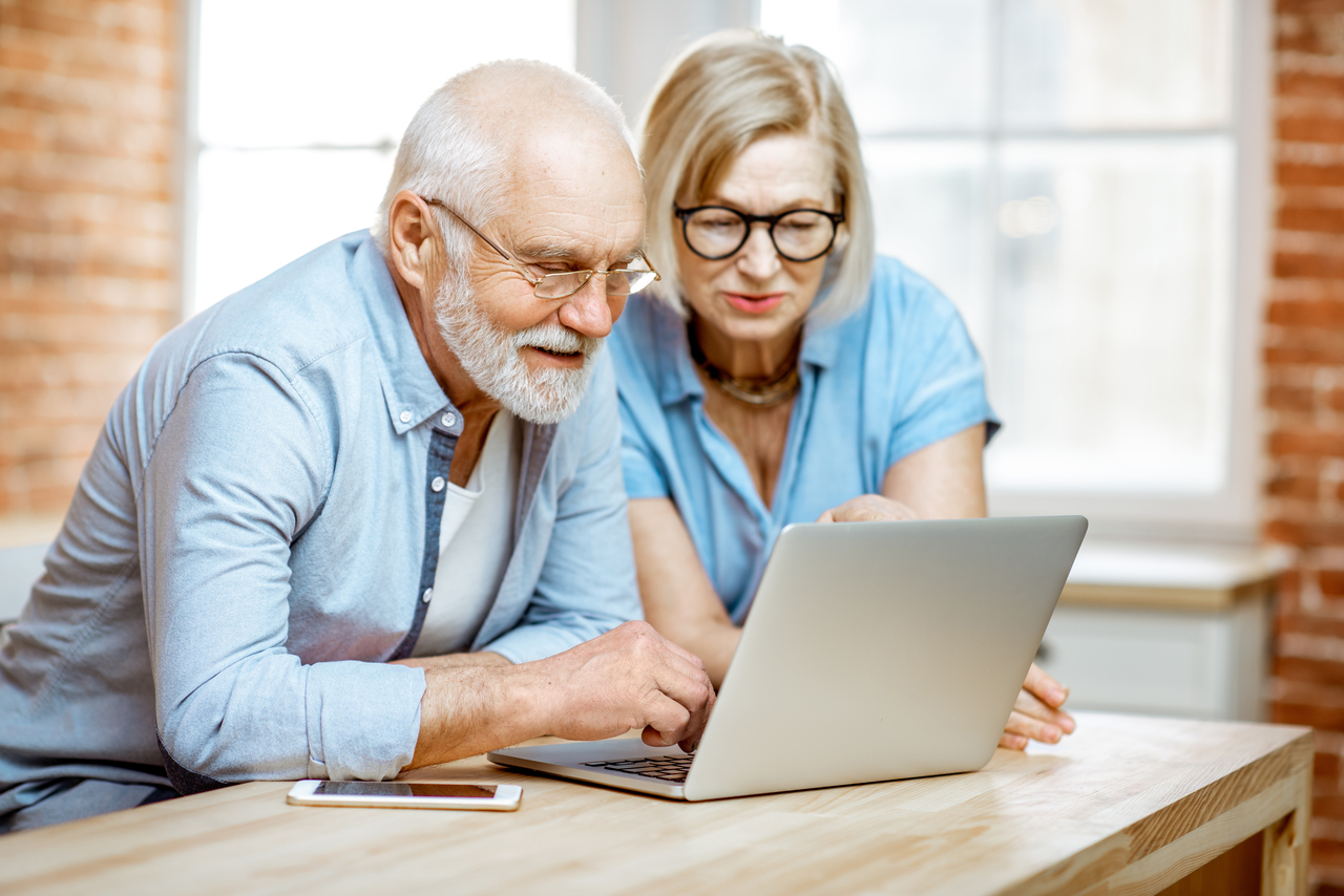 Webinarium dla seniorów - Cyberoszuści atakują - jak nie dać się okraść w Internecie