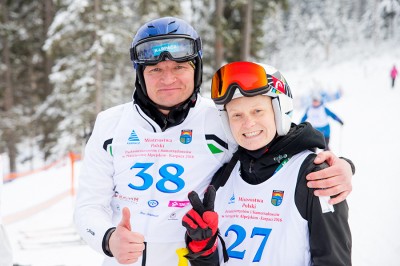 Polnische Alpine Skimeisterschaften der Parlamentarier und Mitglieder der Selbstverwaltung in Karpacz