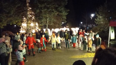 Uroczyste rozświetlenie choinki miejskiej 6.12.2025