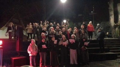 Uroczyste rozświetlenie choinki miejskiej 6.12.2025