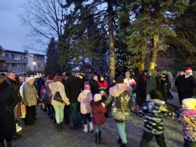 Uroczyste rozświetlenie choinki miejskiej 6.12.2025