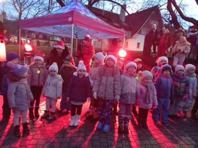 Uroczyste rozświetlenie choinki miejskiej 6.12.2025