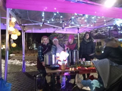 Uroczyste rozświetlenie choinki miejskiej 6.12.2025