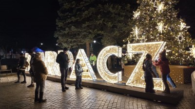 Uroczyste rozświetlenie choinki miejskiej 6.12.2025
