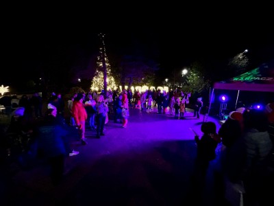 Uroczyste rozświetlenie choinki miejskiej 6.12.2025