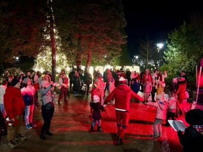 Uroczyste rozświetlenie choinki miejskiej 6.12.2025