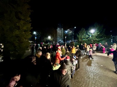 Uroczyste rozświetlenie choinki miejskiej 6.12.2025