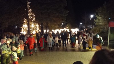 Uroczyste rozświetlenie choinki miejskiej 6.12.2025