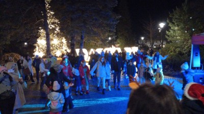 Uroczyste rozświetlenie choinki miejskiej 6.12.2025