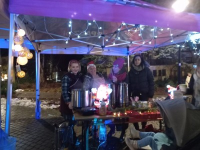 Uroczyste rozświetlenie choinki miejskiej 6.12.2025