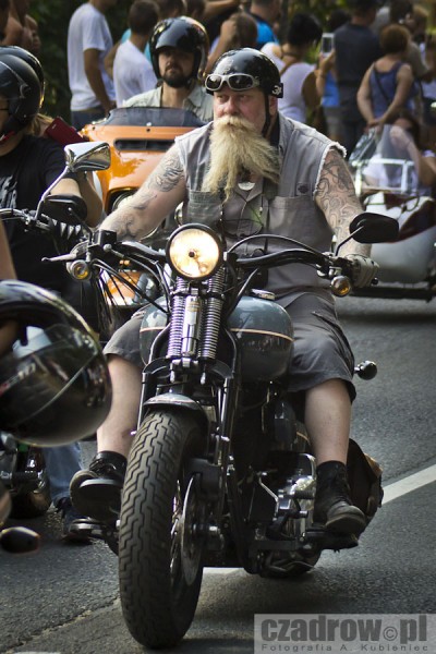 Upalny weekend z Harleyami