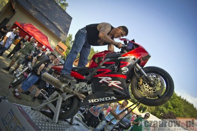 Upalny weekend z Harleyami