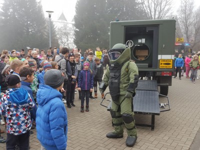 Prelekcja o zagrożeniu ze strony niewybuchów i niewypałów dla uczniów Zespołu Szkół w Karpaczu