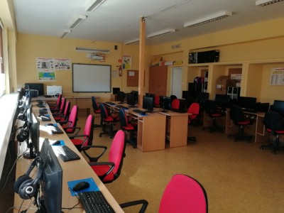 Nowoczesna pracownia komputerowa w Szkole Podstawowej w Karpaczu