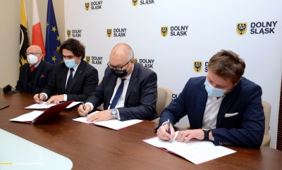 Burmistrz podpisał umowę o współprowadzeniu Muzeum Sportu i Turystyki