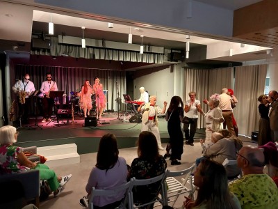  Retrofonik: swing, jazz, dixie, retro band – swingujący powrót do przeszłości!
