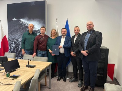 Projekt Karta Mieszkańca - podpisanie umowy