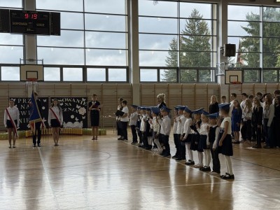 Pasowanie pierwszoklasistów w Szkole Podstawowej w Karpaczu